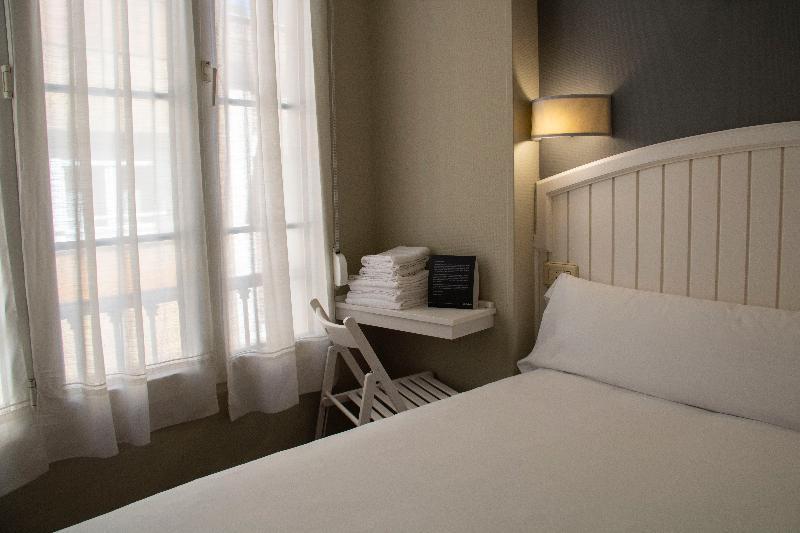 Alda Miramar Rooms Хихон Екстериор снимка