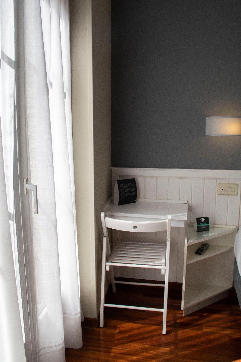Alda Miramar Rooms Хихон Екстериор снимка