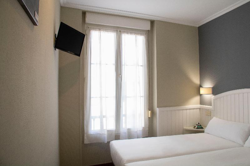 Alda Miramar Rooms Хихон Екстериор снимка